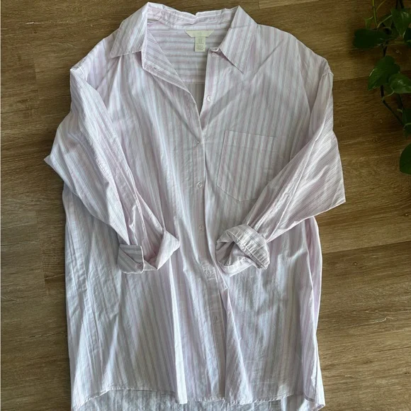 Oversized Button Down - Picture 2 of 3